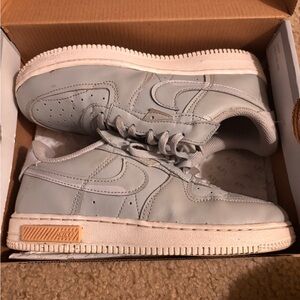 Nike Gray Sneakers Air Force 1 Classic Design